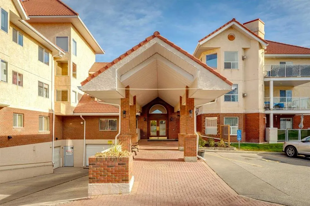 1818 Simcoe Boulevard SW, #1205