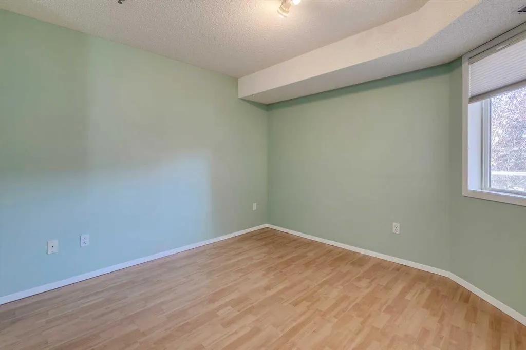 1818 Simcoe Boulevard SW, #1205