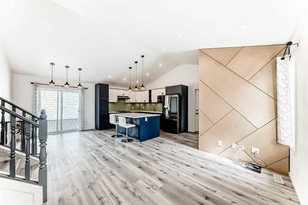 12650 Coventry Hills Way NE