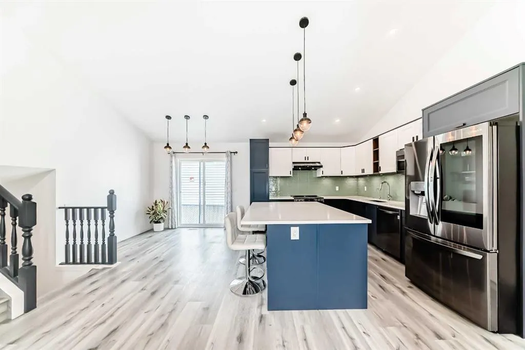 12650 Coventry Hills Way NE