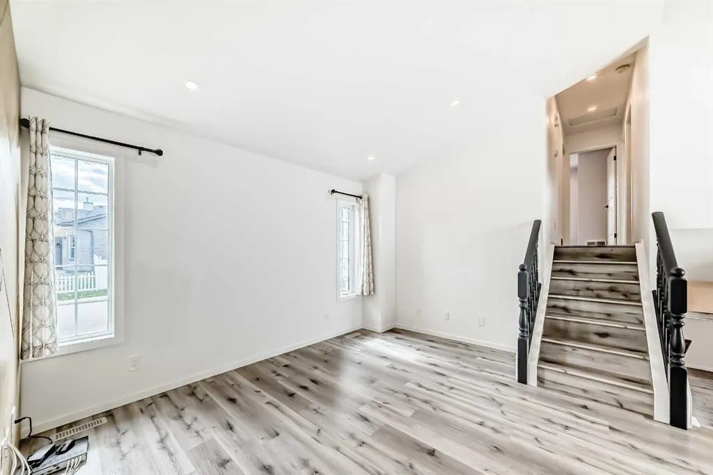 12650 Coventry Hills Way NE