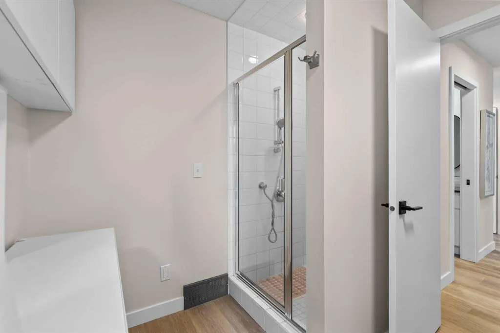 104 Hampshire Close NW