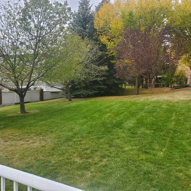 165 Manora Place NE, #222