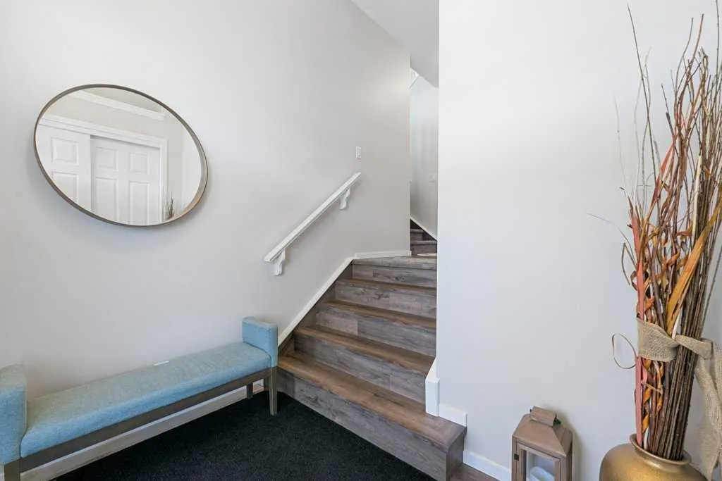 2091 Windbury Crescent SW