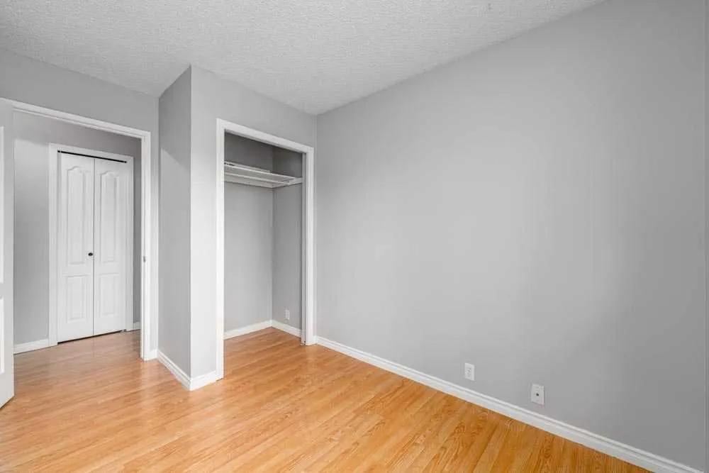 3200 60 Street NE, #4