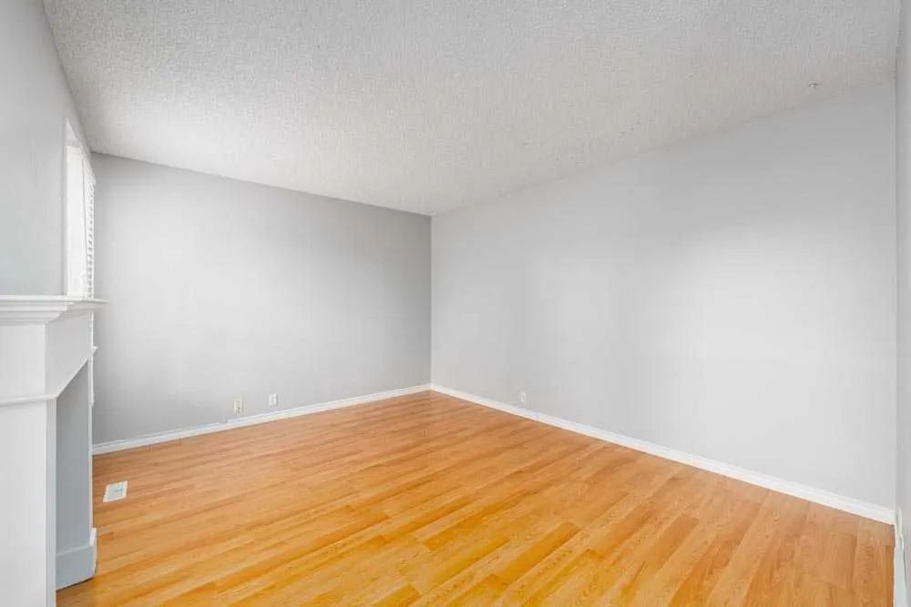 3200 60 Street NE, #4