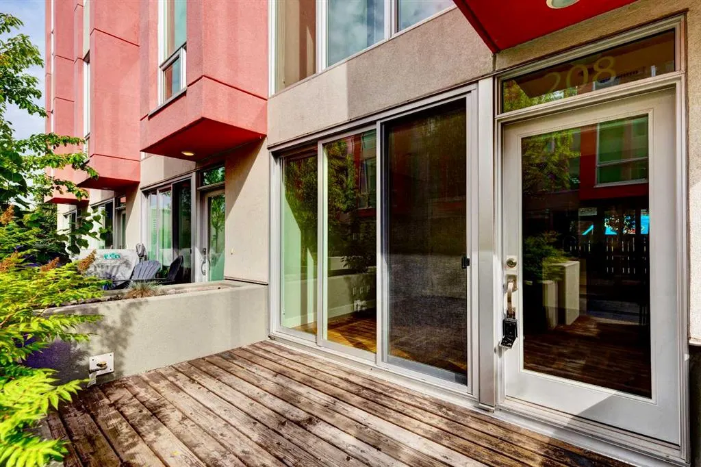 2717 17 Street SW, #208