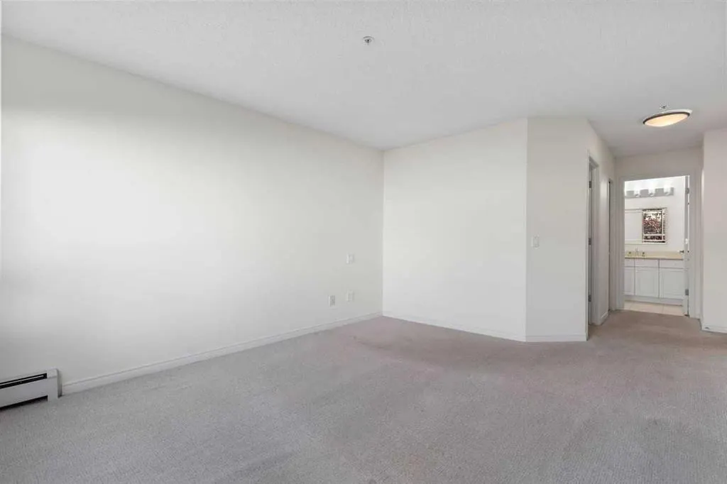 2144 Paliswood Road SW, #206