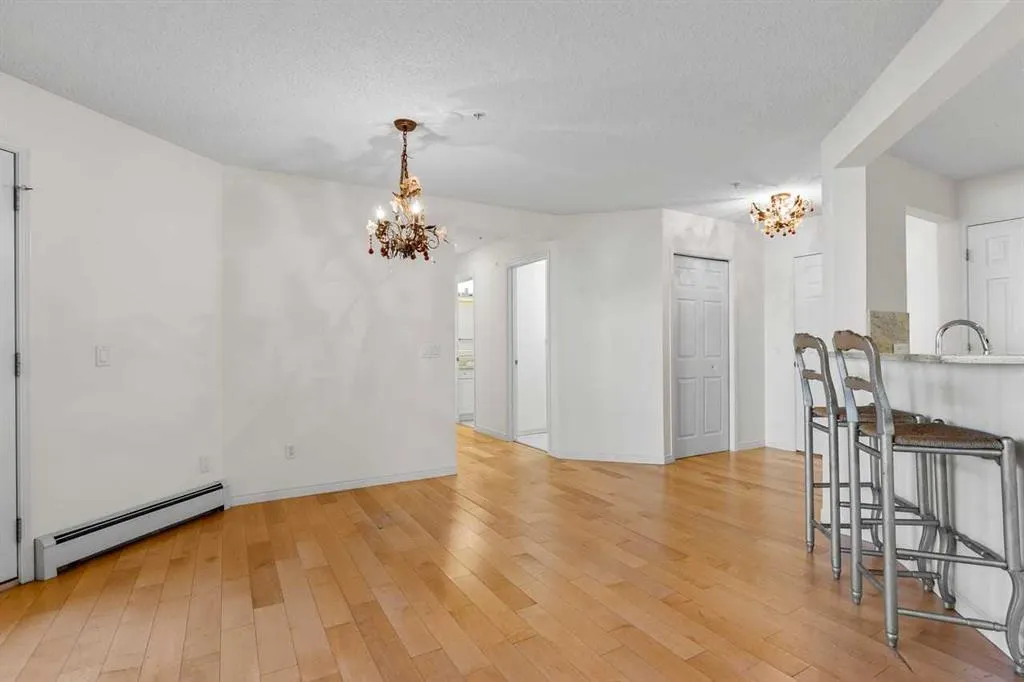 2144 Paliswood Road SW, #206