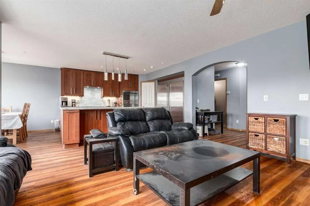 191 Panamount Heights NW