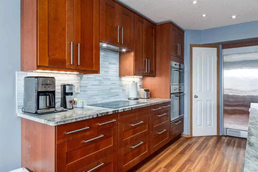 191 Panamount Heights NW