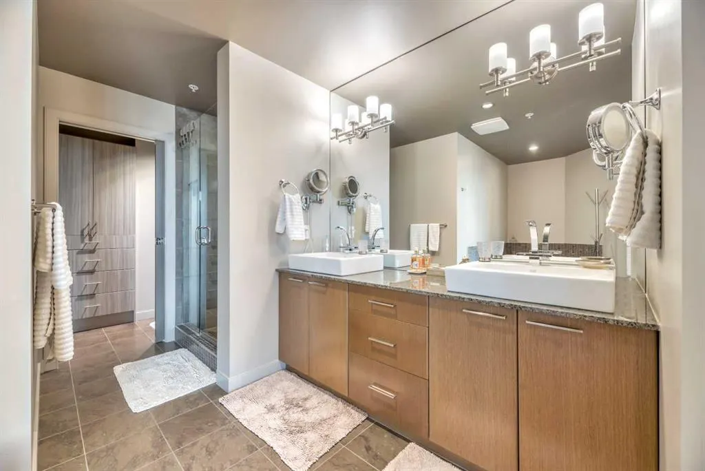 220 12 Avenue SE, #2405