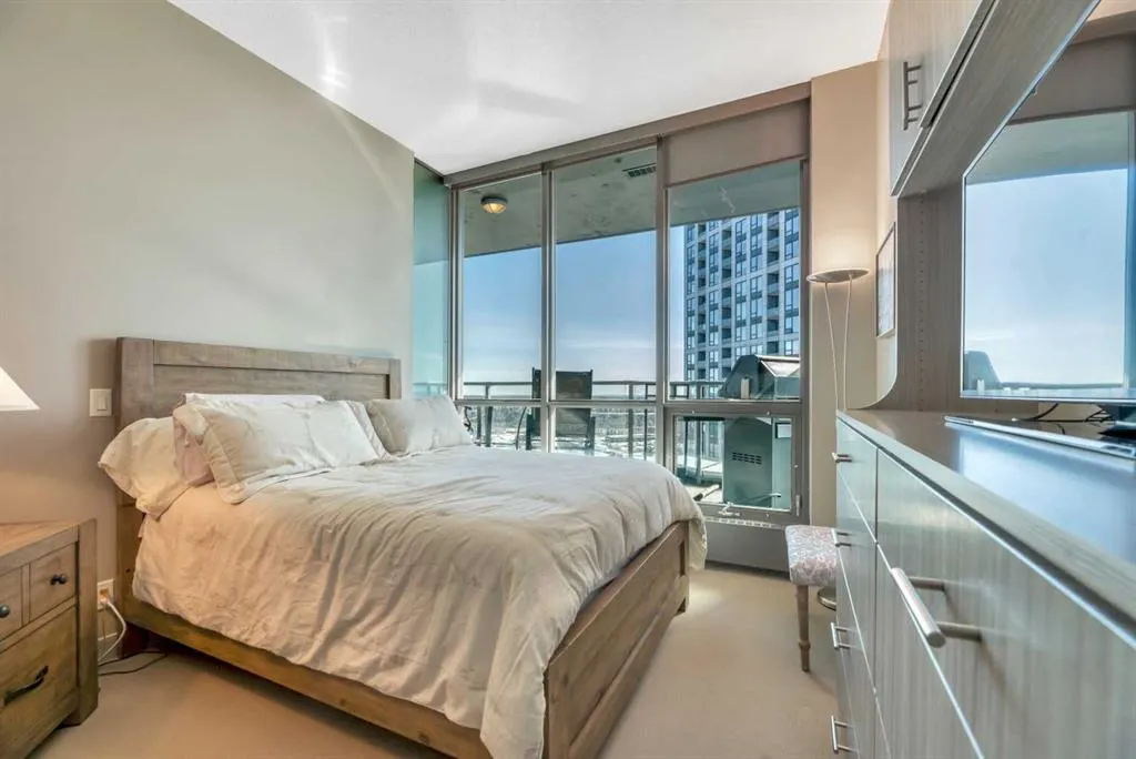 220 12 Avenue SE, #2405