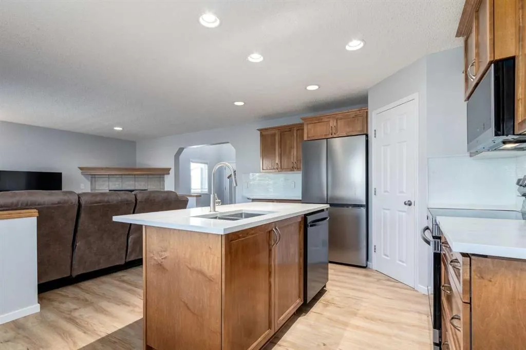 90 Tuscany Springs Hill NW