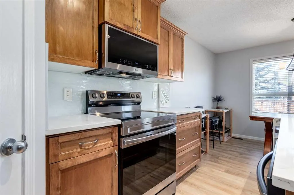 90 Tuscany Springs Hill NW