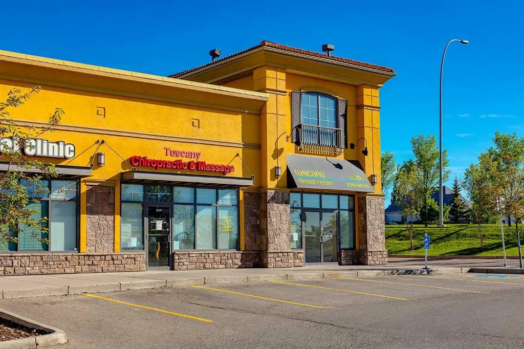 90 Tuscany Springs Hill NW