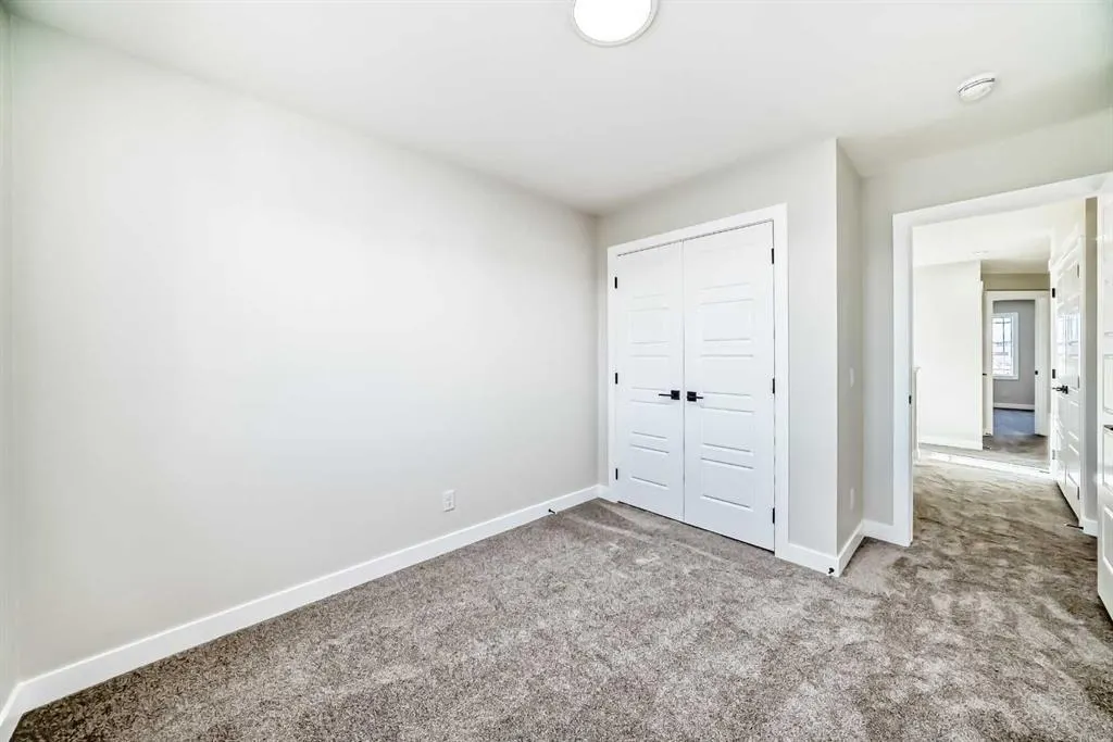 1001 Reynolds Crescent SW