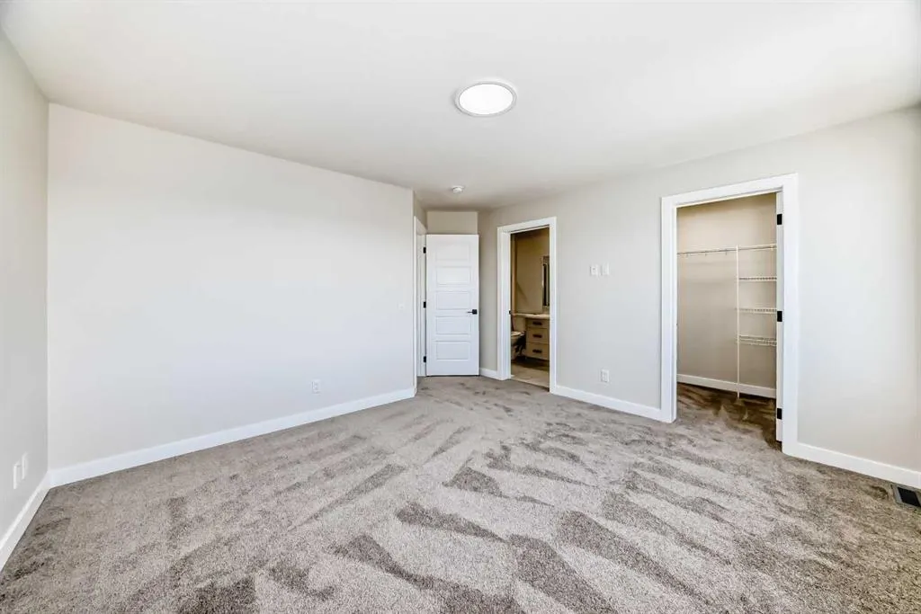 1001 Reynolds Crescent SW