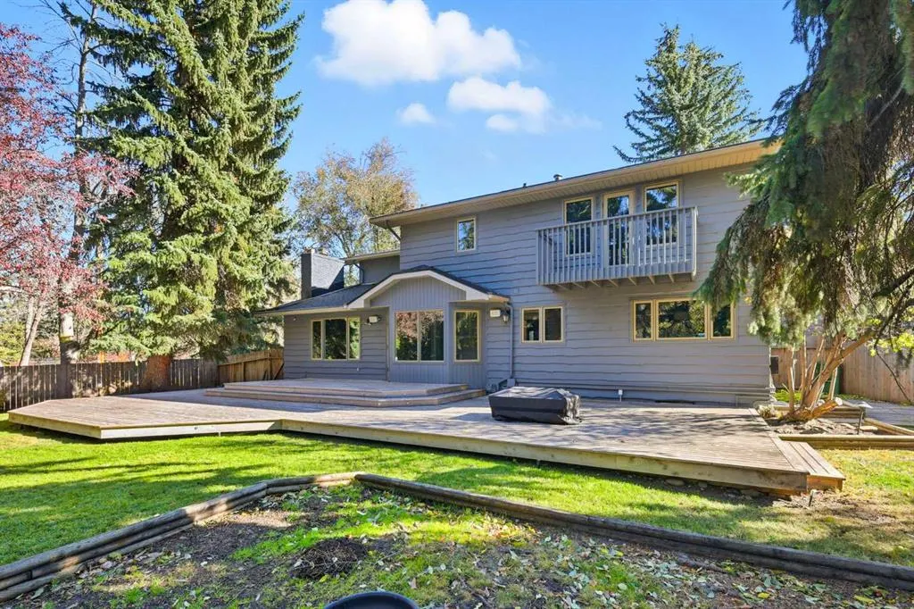 723 Willamette Drive SE