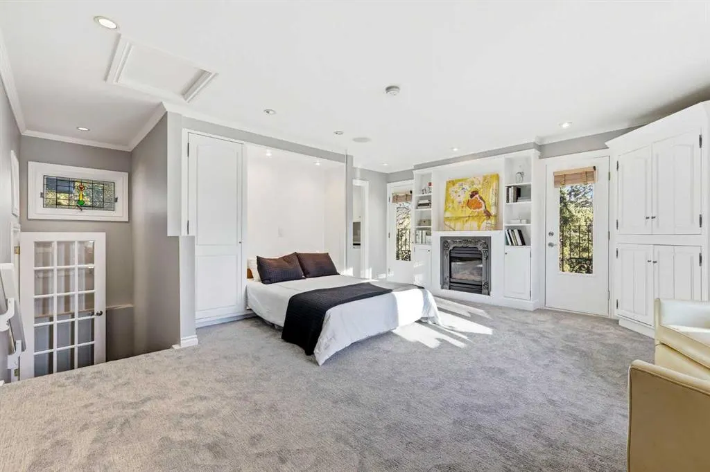 723 Willamette Drive SE