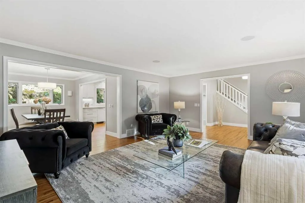 723 Willamette Drive SE