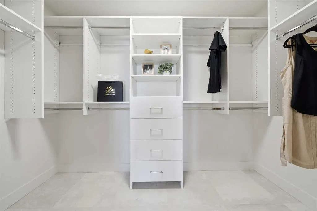 11 Rowmont Gardens NW