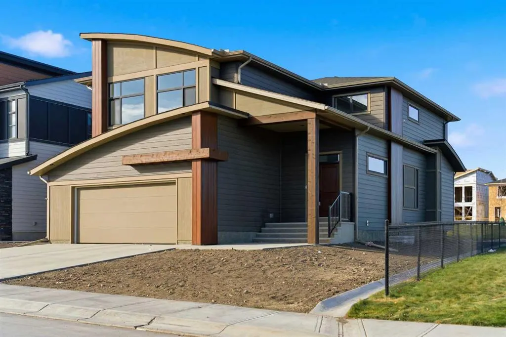 11 Rowmont Gardens NW