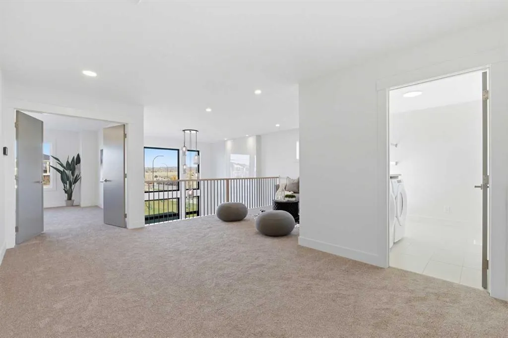 11 Rowmont Gardens NW