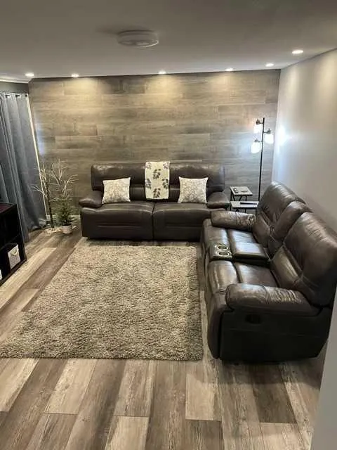 11409 103 Street Street