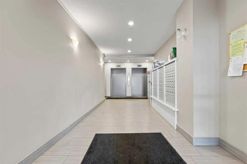 110 Auburn Meadows View SE, #417