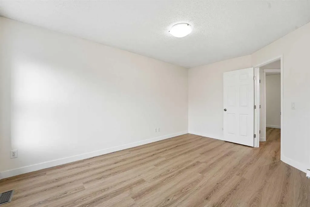 196 Copperstone Terrace SE