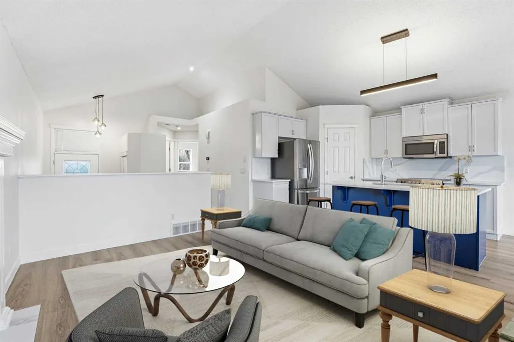 196 Copperstone Terrace SE