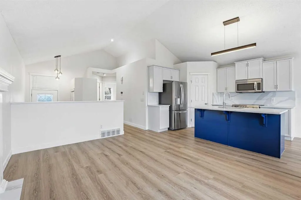 196 Copperstone Terrace SE