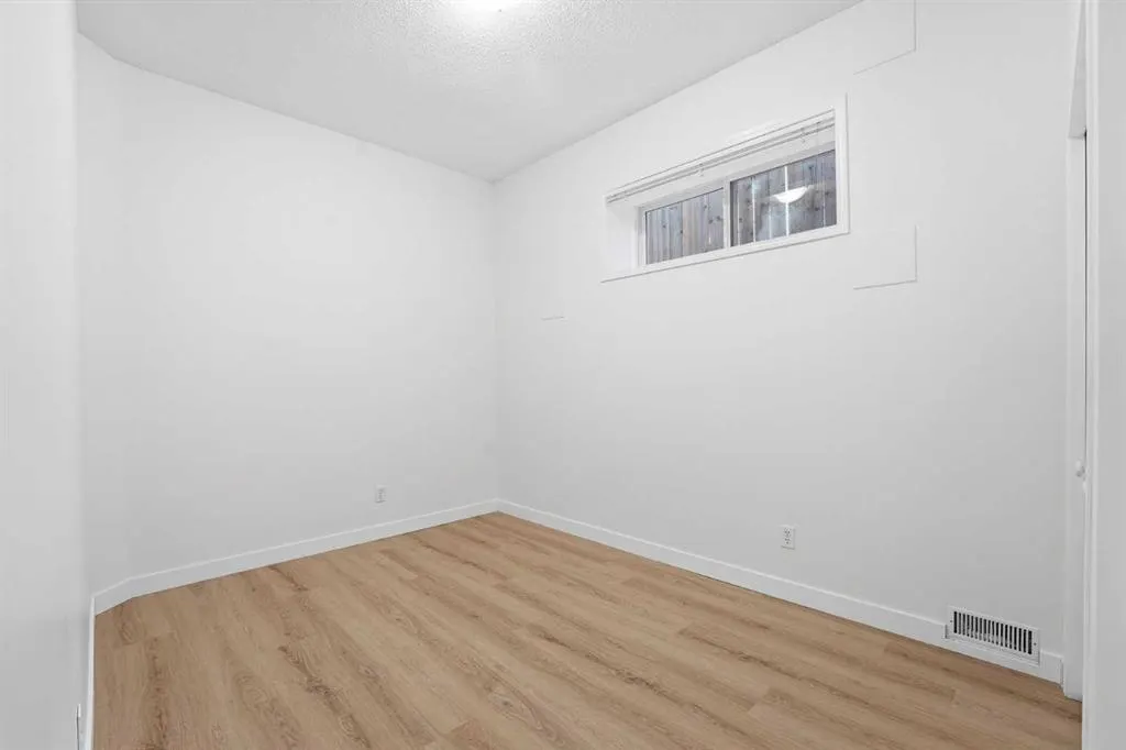 196 Copperstone Terrace SE