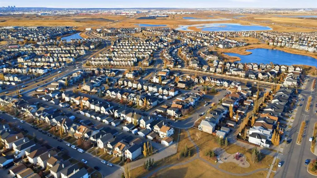 196 Copperstone Terrace SE