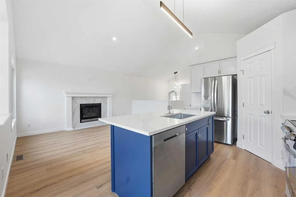 196 Copperstone Terrace SE