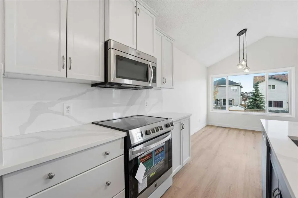 196 Copperstone Terrace SE