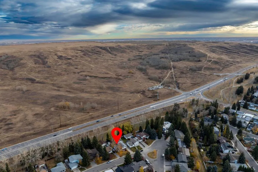 3375 Breton Close NW