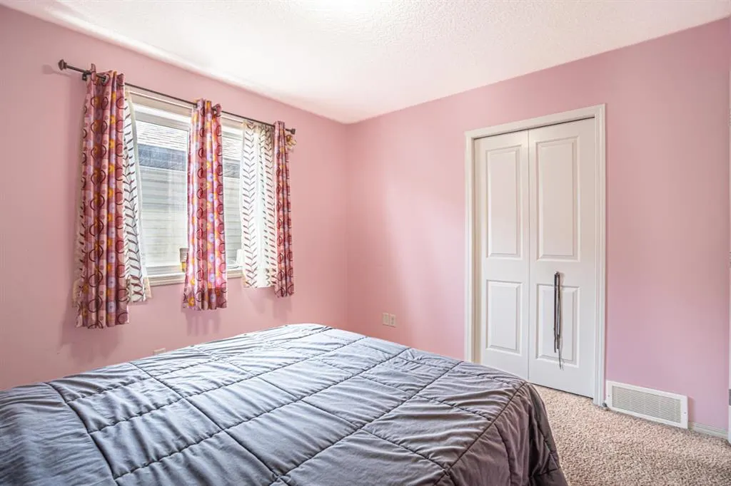 269 Skyview Shores Manor NE