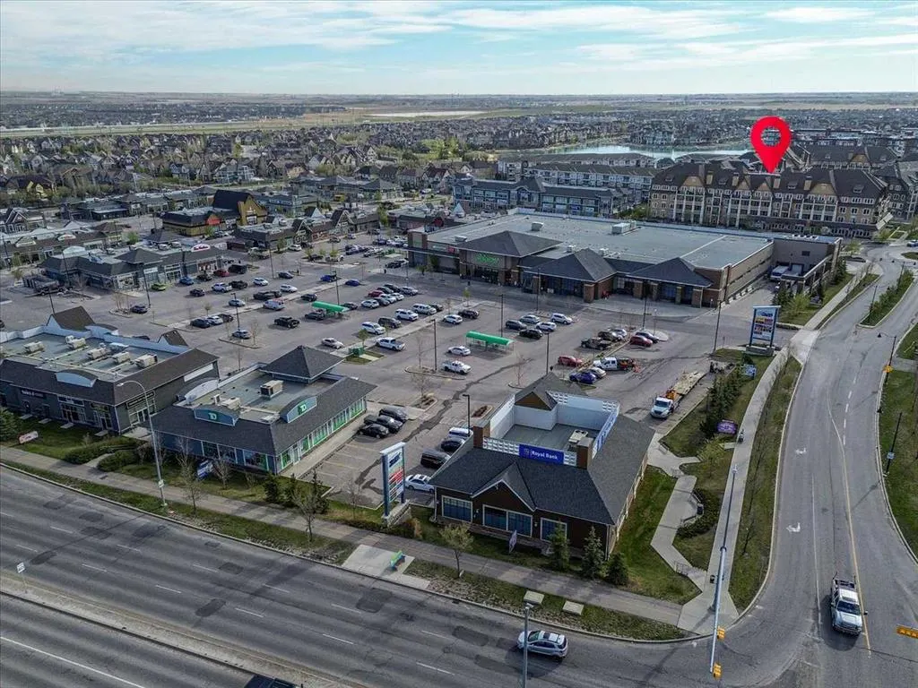 10 Mahogany Mews SE, #218