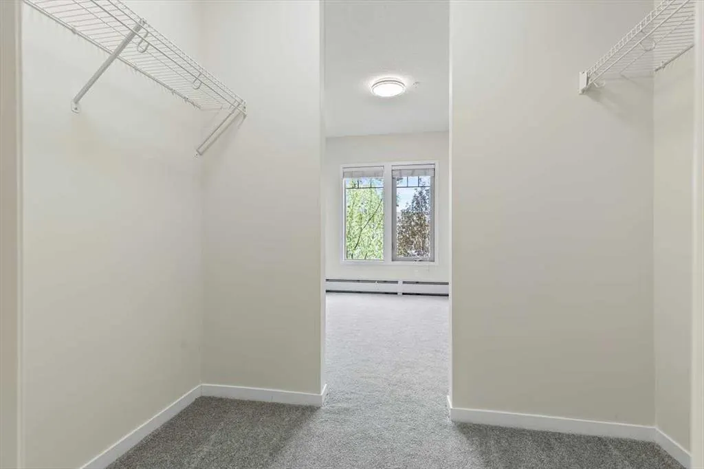 10 Mahogany Mews SE, #218