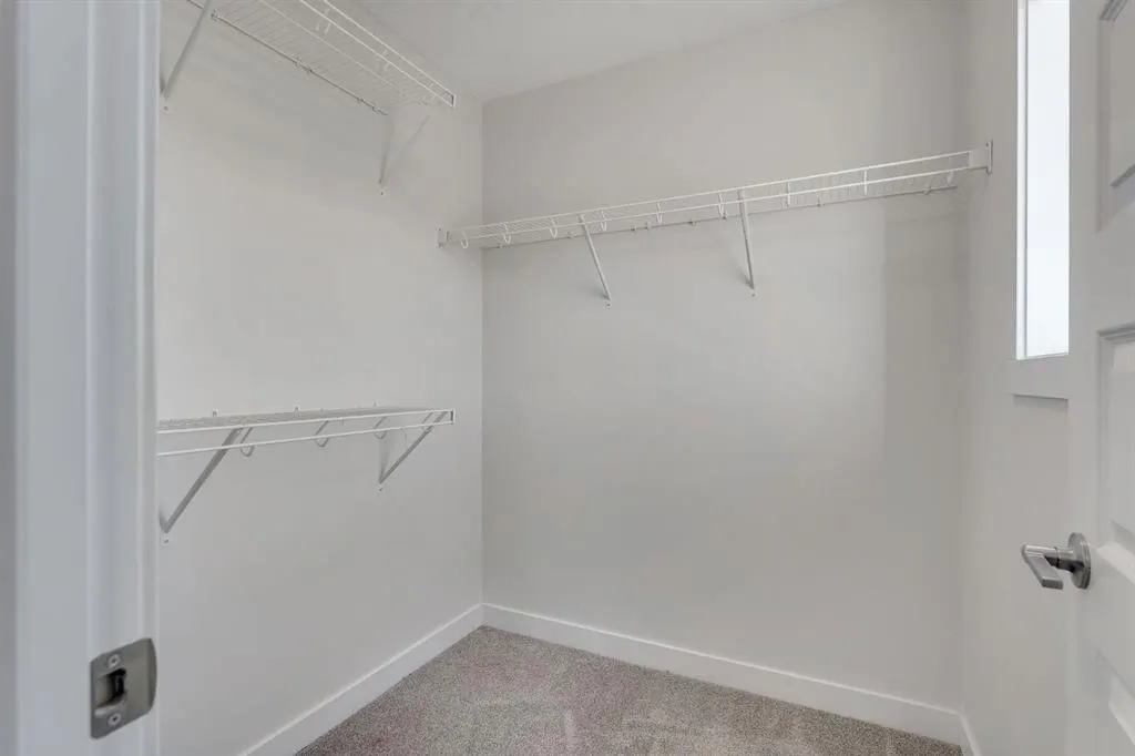 1489 Bayview Point SW