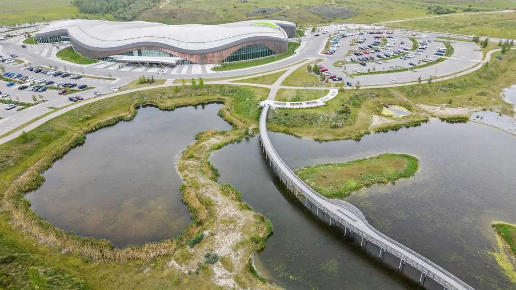 22 Royal Birch Way NW