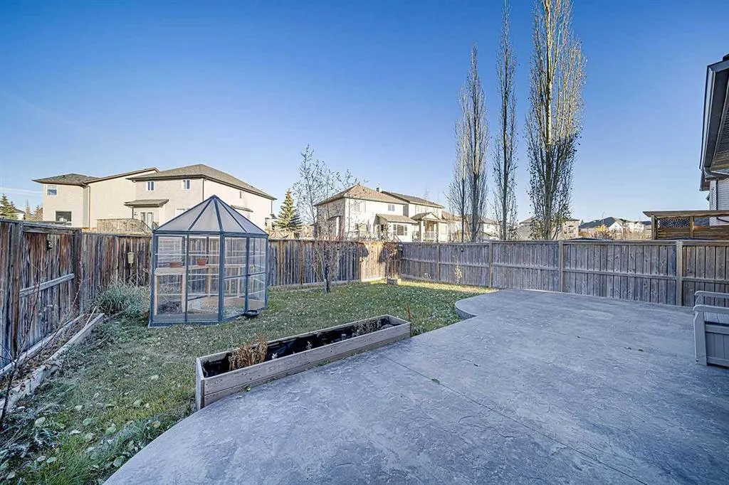 22 Royal Birch Way NW