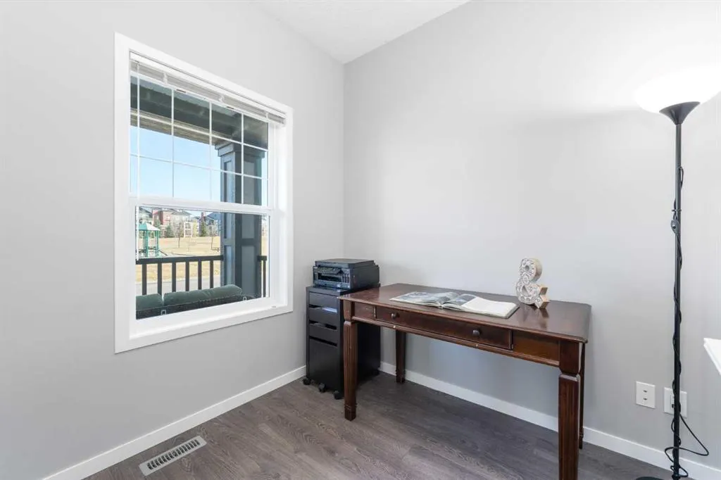 64 Copperpond Park SE