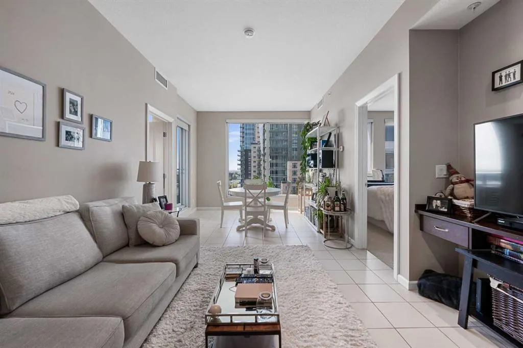 211 13 Avenue SE, #1708