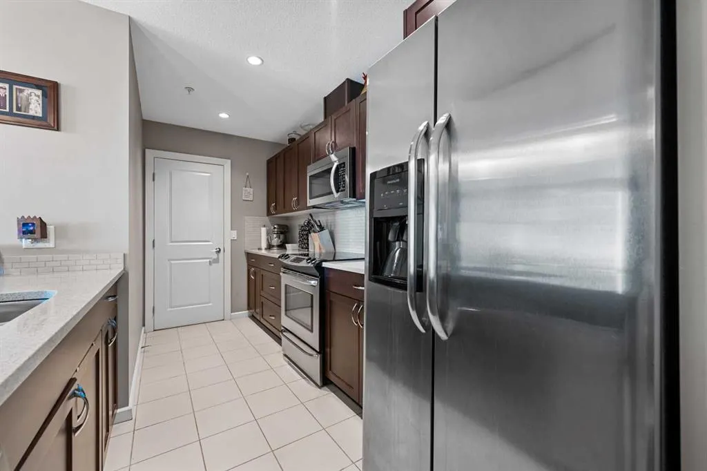 211 13 Avenue SE, #1708