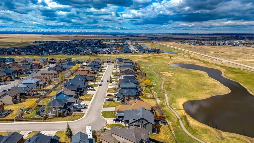 569 Boulder Creek Circle SE