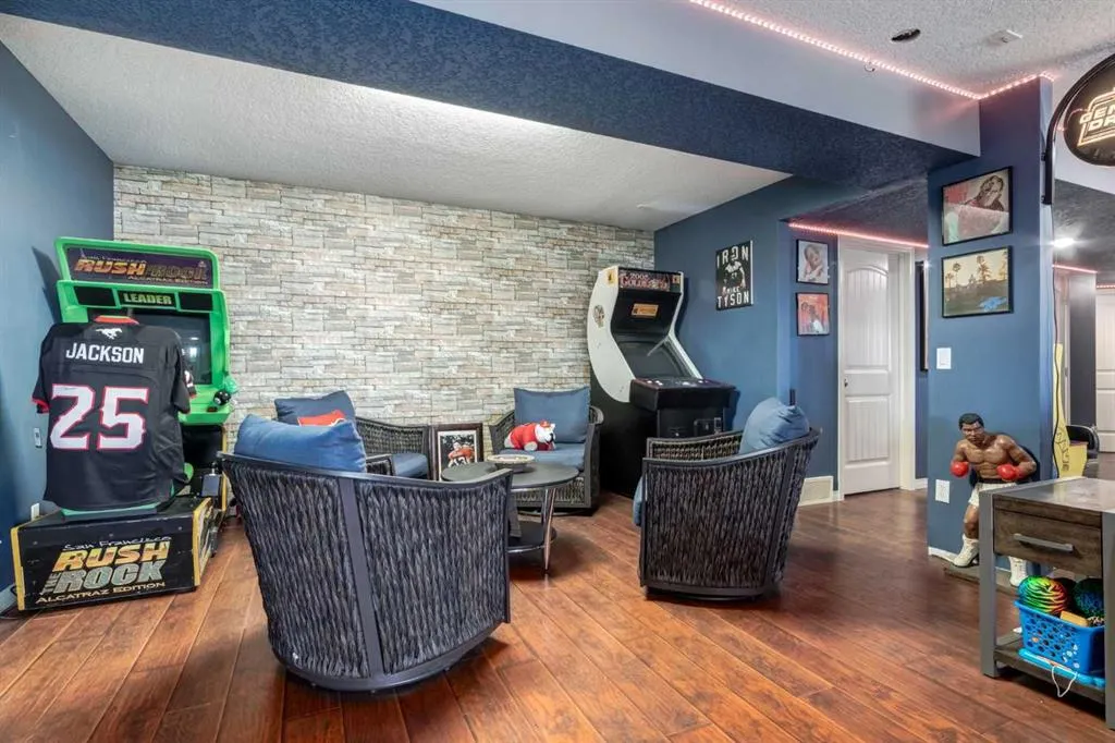 569 Boulder Creek Circle SE