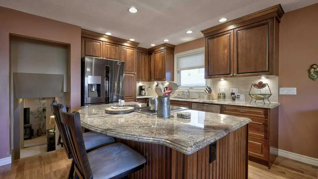 232 Penbrooke Way SE